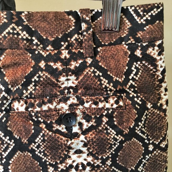 BCBG MAXAZRIA "Phillipa" Print Short (Tart Combo) SMALL - Picture 10 of 16